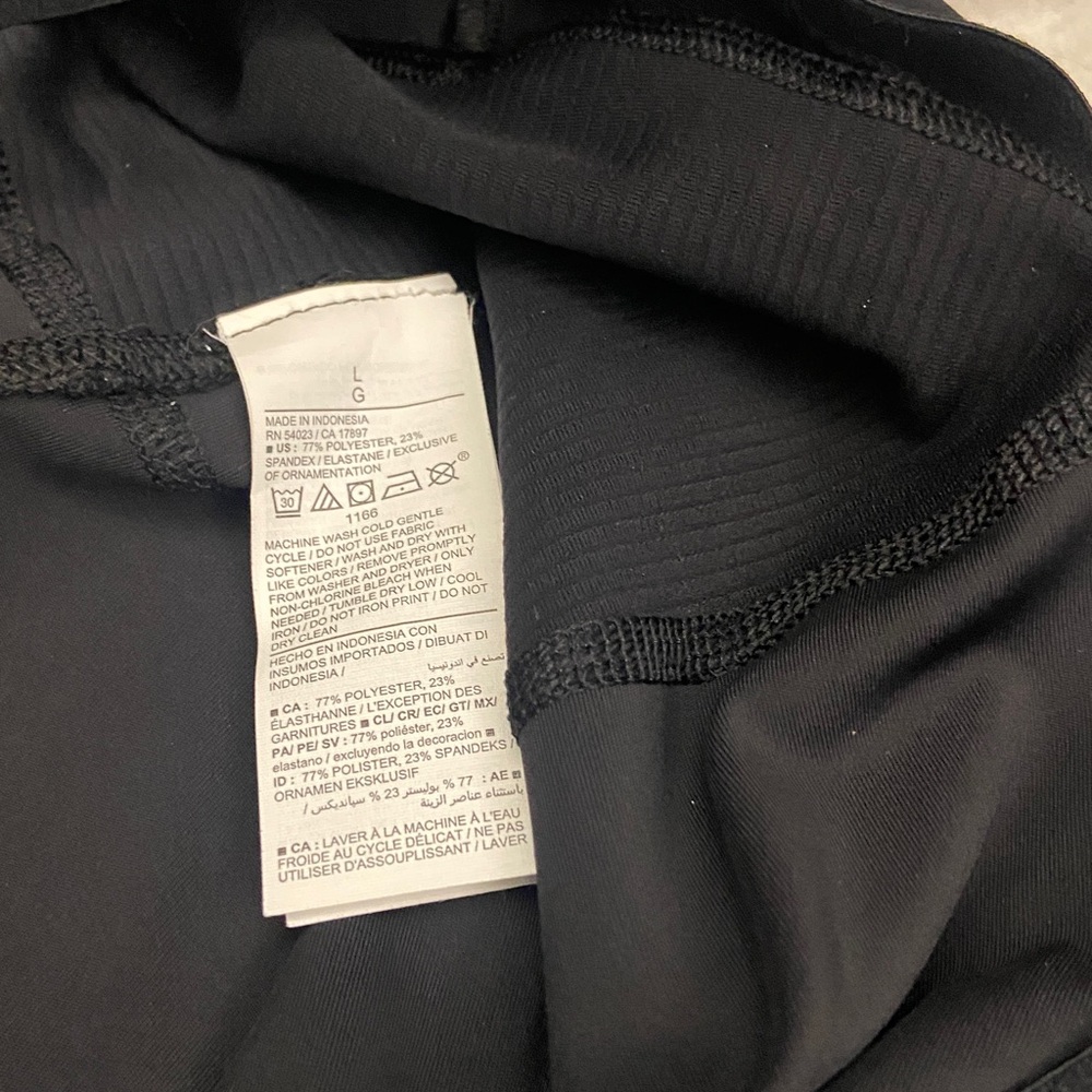 Old Navy Black Jumpsuit 7/8 length, size L. - Picture 6 of 15